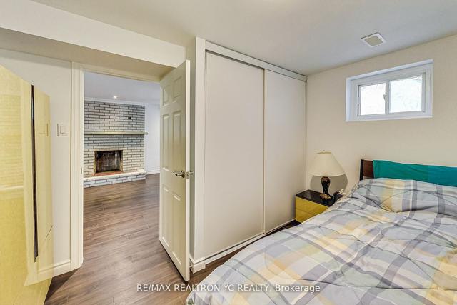 104 Mentor Blvd, House semidetached with 3 bedrooms, 2 bathrooms and 3 parking in Toronto ON | Image 28