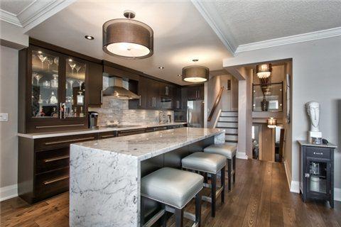 PH-18 - 296 Mill Rd, Condo with 2 bedrooms, 2 bathrooms and 1 parking in Toronto ON | Image 3