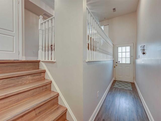 96 - 1050 Bristol Rd W, Townhouse with 2 bedrooms, 2 bathrooms and 2 parking in Mississauga ON | Image 2