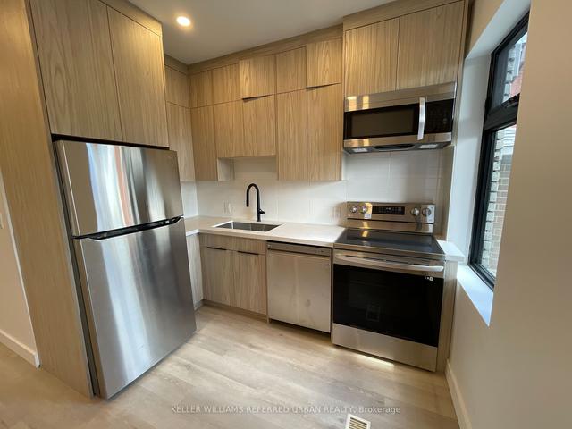 MAIN - 1821 Davenport Rd, House attached with 1 bedrooms, 1 bathrooms and 0 parking in Toronto ON | Image 2