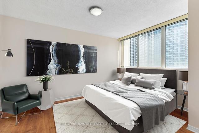 803 - 3590 Kaneff Cres, Condo with 2 bedrooms, 2 bathrooms and 1 parking in Mississauga ON | Image 16