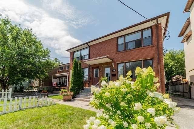 MAIN - 226 Pickering St, House semidetached with 2 bedrooms, 1 bathrooms and 1 parking in Toronto ON | Image 2