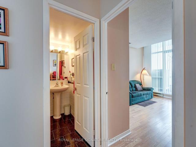 PH12 - 4725 Sheppard Ave E, Condo with 2 bedrooms, 2 bathrooms and 1 parking in Scarborough ON | Image 3