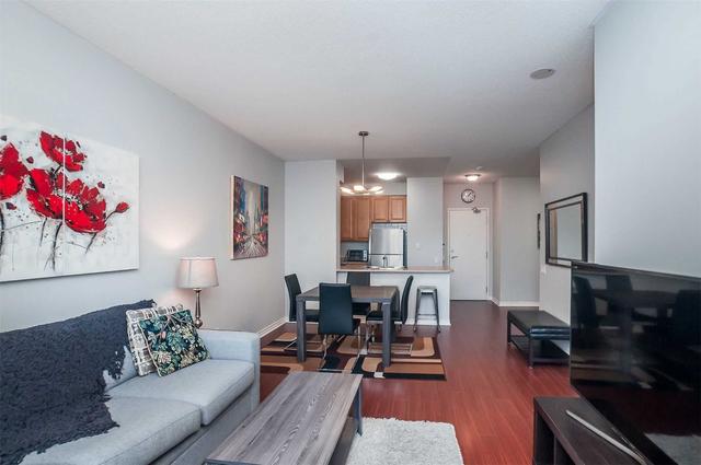 PH03 - 8 Mondeo Dr, Condo with 1 bedrooms, 1 bathrooms and 1 parking in Scarborough ON | Image 5