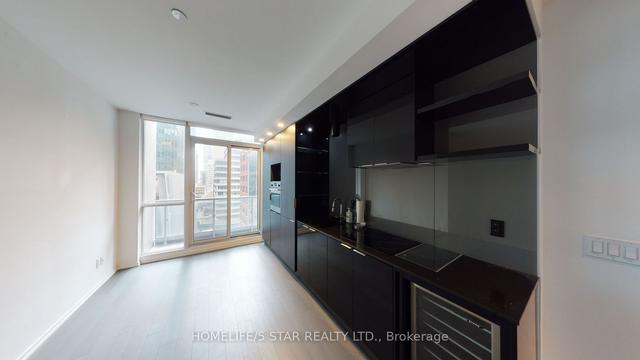912 - 70 Temperance St, Condo with 1 bedrooms, 1 bathrooms and 0 parking in Toronto ON | Image 13