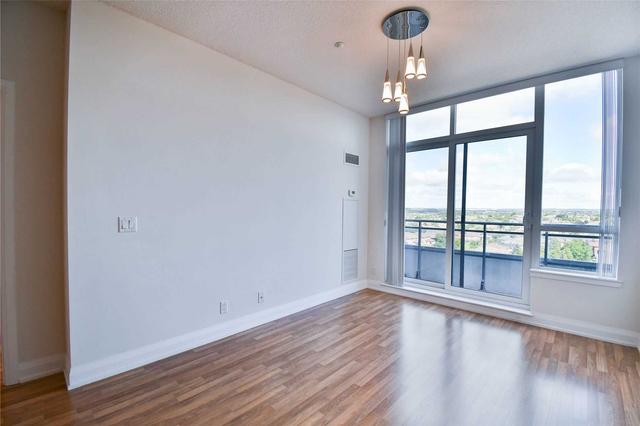 PH19 - 376 Highway 7, Condo with 1 bedrooms, 2 bathrooms and 1 parking in Richmond Hill ON | Image 3