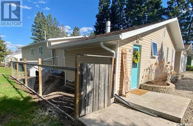 104 3rd St E, House detached with 4 bedrooms, 2 bathrooms and null parking in Choiceland SK | Image 31