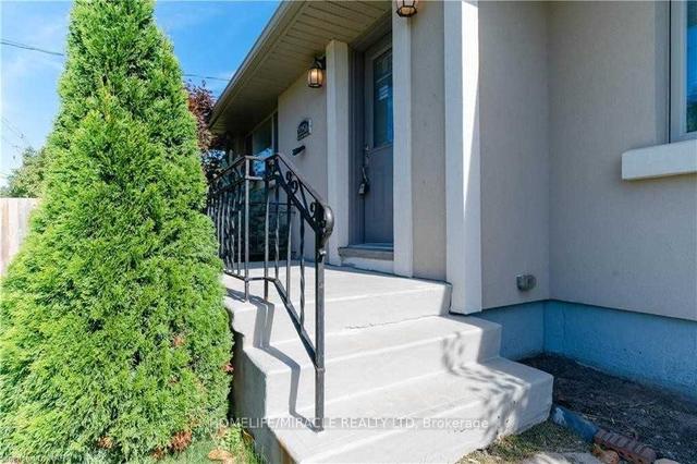 MAIN - 2256 Stanley Ave, House detached with 3 bedrooms, 1 bathrooms and 3 parking in Niagara Falls ON | Image 30