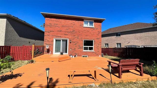 803 Escobar Cres, House detached with 3 bedrooms, 3 bathrooms and 6 parking in Mississauga ON | Image 11